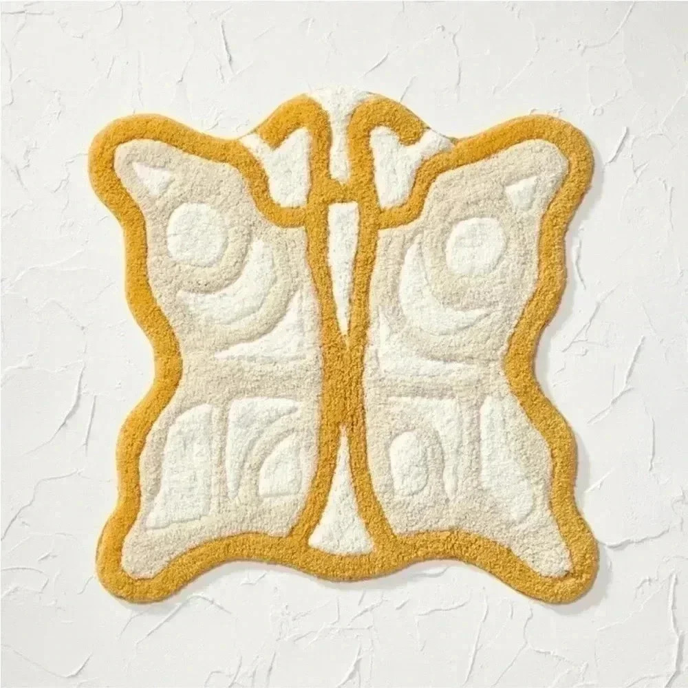 NWT 26"x26" Butterfly Shaped‎ Bath Rug Yellow
- Opalhouse designed with Jungalow